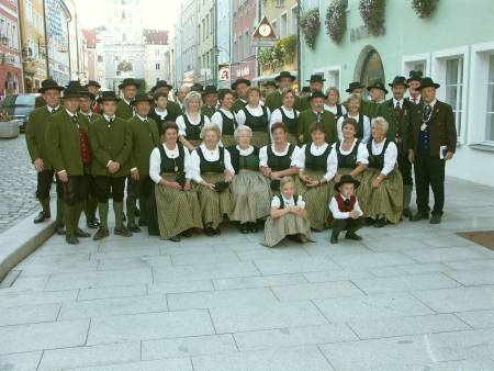 Gruppenfoto vorm Rathaus in Vilshofen 2006